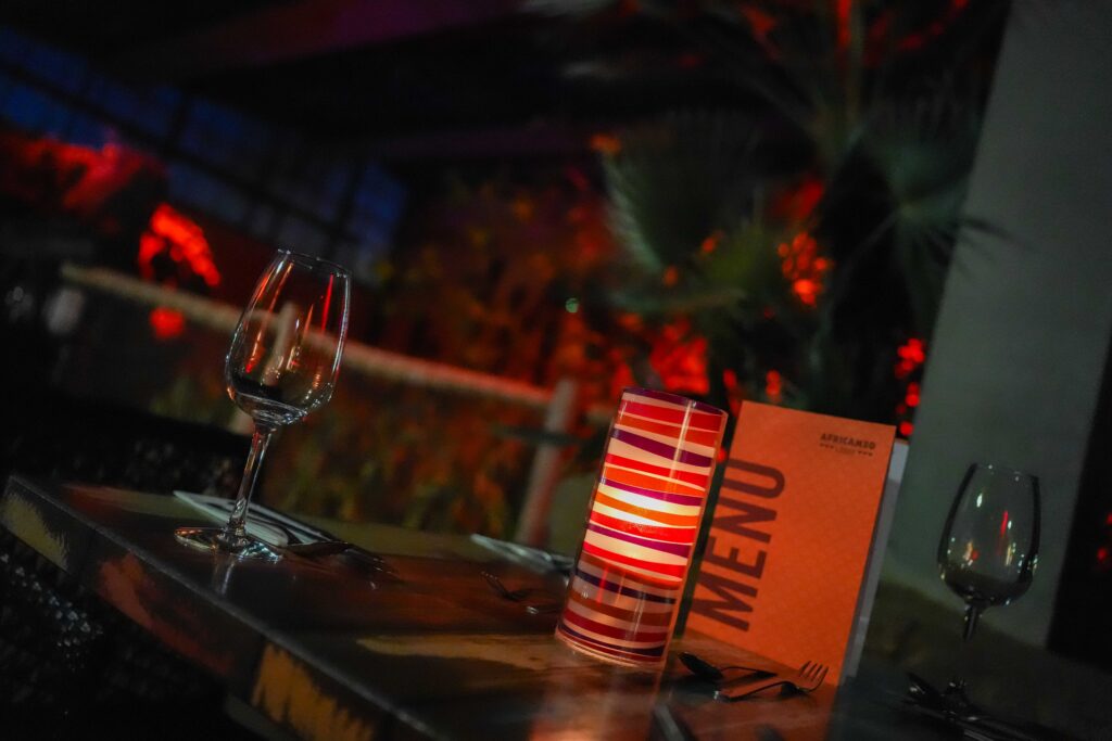 Africambo Abend im Elefantenhaus im Zoo Magdeburg Fotograf Tobias Quast